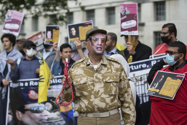 متظاهرون ضد حكومة السيسي