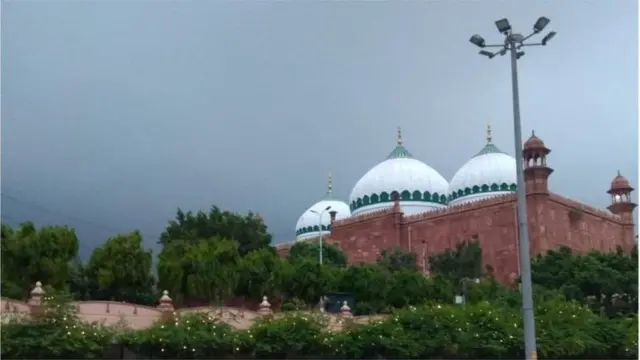 మథురలోని మసీదు