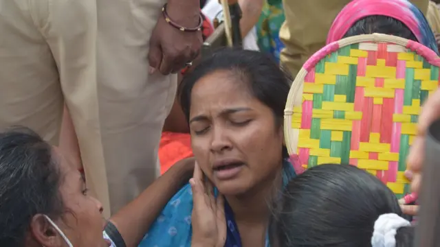 रमेश यांची पत्नी सुनीता