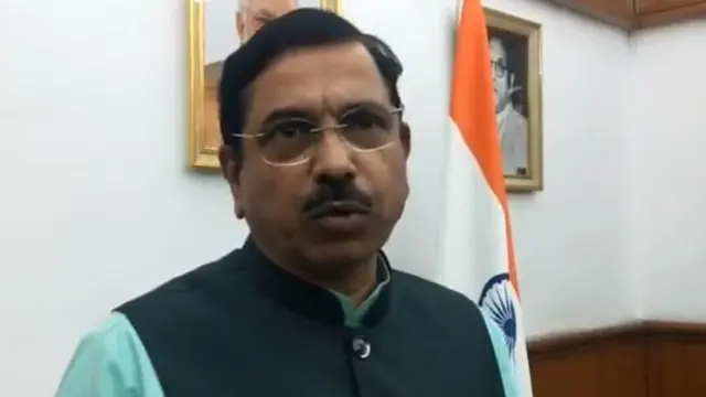 కేంద్ర మంత్రి ప్రహ్లాద్ జోషి