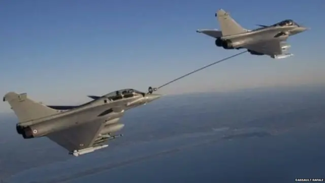 ਕਾਂਗਰਸ ਨੇ ਮੋਦੀ ਸਰਕਾਰ 'ਤੇ ਗੈਰ - ਤਜ਼ੁਰਬੇਕਾਰ ਕੰਪਨੀ ਰਿਲਾਈਂਸ ਡਿਫੈਂਸ ਨੂੰ ਡੀਲ ਵਿੱਚ ਹਿੱਸੇਦਾਰ ਬਣਾਉਣ ਪਿੱਛੇ ਭੂਮਿਕਾ ਨਿਭਾਉਣ ਦਾ ਇਲਜ਼ਾਮ ਲਾਇਆ ਹੈ