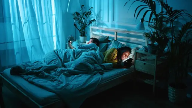 Experts recommend people avoid bright lights and phone screens right before going to sleep