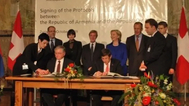 Edvard Nalbandyan və Türkiyə xarici işlər naziri Ahmed Davutoğlu