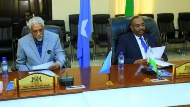 Khilaafka labada nin ayaa bannaanka yimid 14-kii bishan May