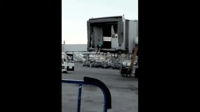 Biniş köprüsünün ucundaki adam