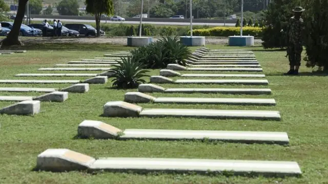 Grave of Nigerian soldiers wey die for World War 1 and 2