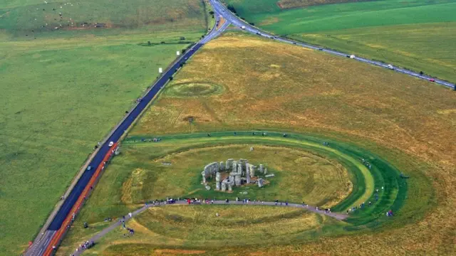 A303公路經過巨石陣