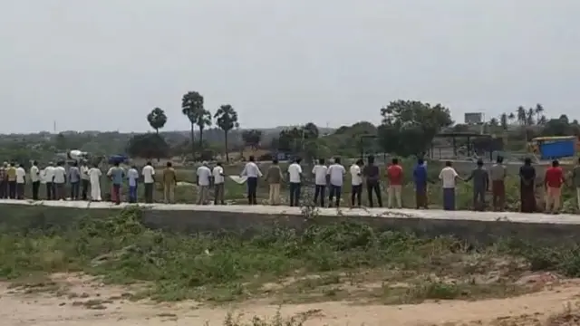 மனித சங்கிலி போராட்டம்