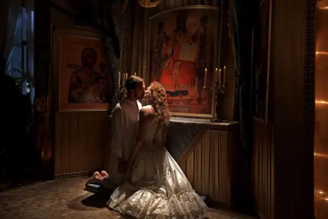 Сцена из фильма "Матильда"