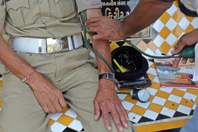 પોલીસની મેડિકલ તપાસ