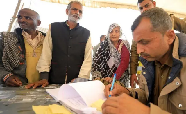 કુંભ મેળામાં ગુમ થયેલા લોકોને શોધવા માટે શિબિર