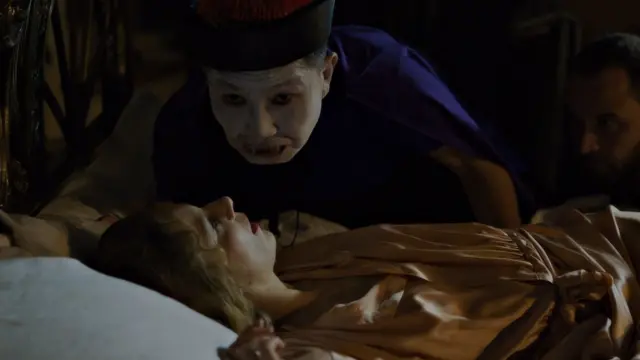 Вот так вампиры-капиталисты реализуют метафору Маркса на съемках кино о вампирах