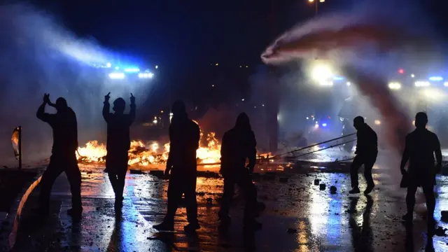 Протестующие на улицах Гамбурга