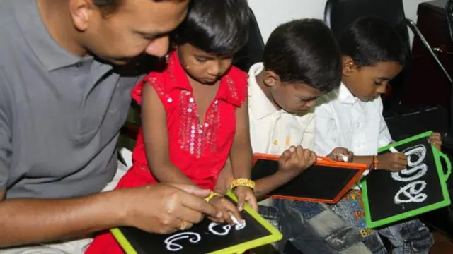 પ્રતીકાત્મક તસવીર