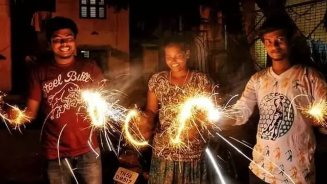 தீபாவளி கோப்புப்படம்