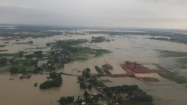 बाढीको वितण्डा