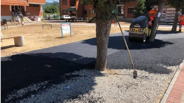 Ваљак за набијање асфалта