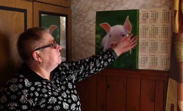 Нина Колова