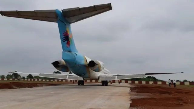 বিমানটিকে কবে ঢাকায় ফেরত নেওয়া যাবে সেটা কেউ বলতে পারছে না।