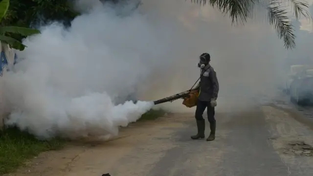 Opération de démoustication en Côte d'Ivoire