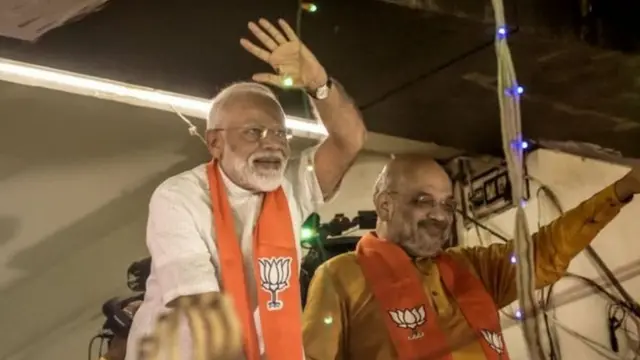 नरेंद्र मोदी