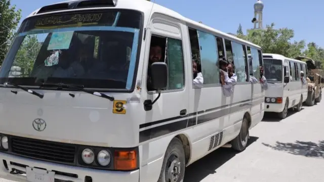 شورای امنیت می گوید که با رهایی این 900 نفر شمار زندانیان رها شده طابان به دو هزار نفر می‌رسد