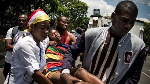 Les 19 et 20 décembre, à l'expiration du mandat de Kabila, des manifestations ont eu lieu dans plusieurs villes de la RDC faisant plusieurs morts.