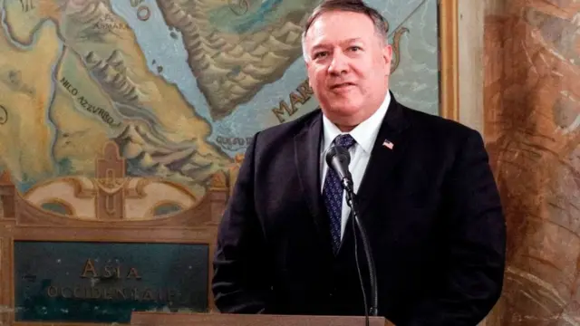 பாம்பேயோ