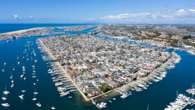 جزيرة بالبوا في كاليفورنيا