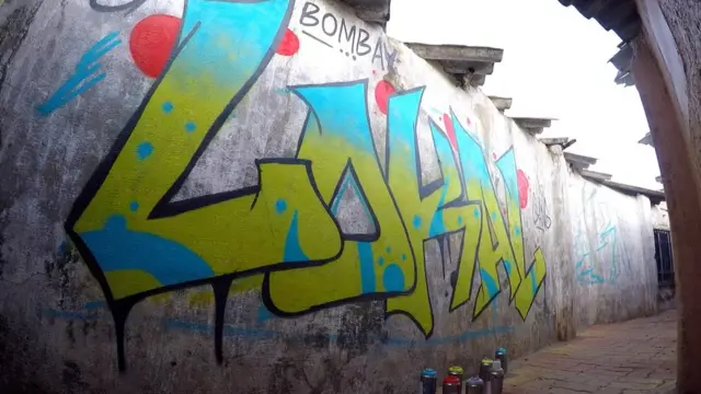 हिप-हॉपसाठी ग्राफिटीही महत्त्वाची