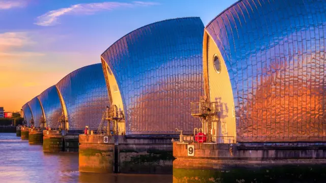 La Barrera del Támesis.