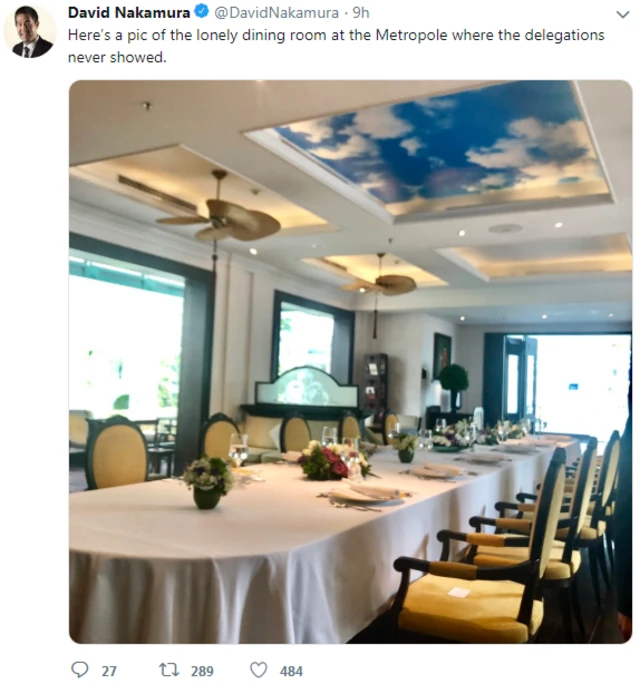 午宴现场空无一人的照片