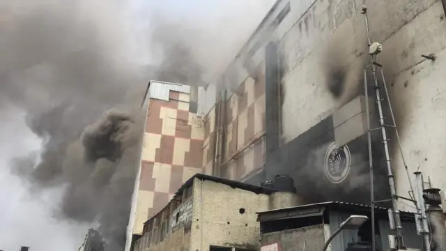 சென்னையில் பெரும் தீ விபத்து; கட்டுப்படுத்த தீயணைப்புத் துறையினர் போராட்டம்