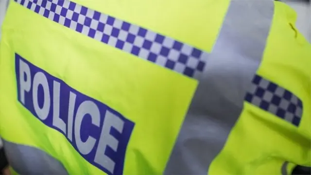 బాధితులు పోలీసులను సాయం అడిగారు