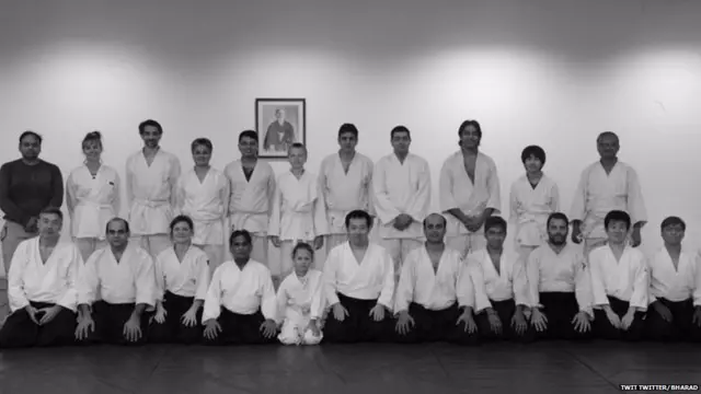 दरवर्षी आयकिडोशी संबंधित सेमिनारमध्ये राहुल भाग घेतात.