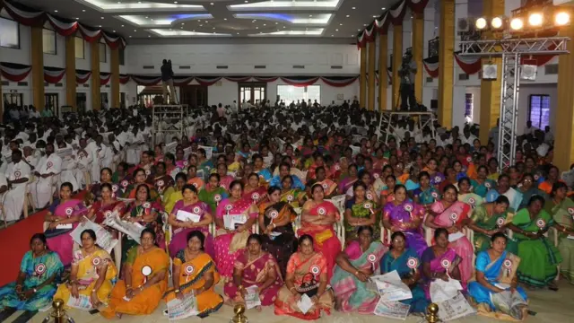 அ.தி.மு.கவின் பொதுக்குழு கூட்டம்