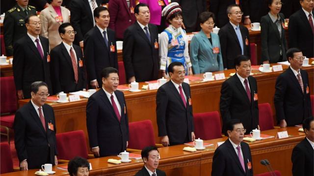 中國領導人出席人大會議