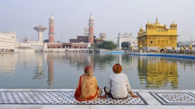 تركز الديانة السيخية بشدة على فعل الخير