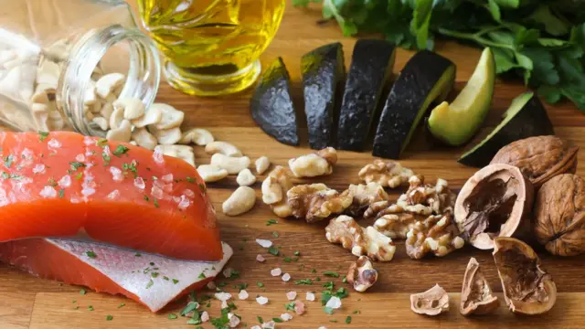 Fish, nuts and other food rich in healthy oils