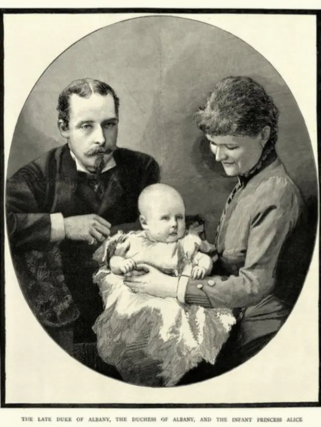 El príncipe Leopoldo, su esposa la duquesa de Albania y la princesa Alice.