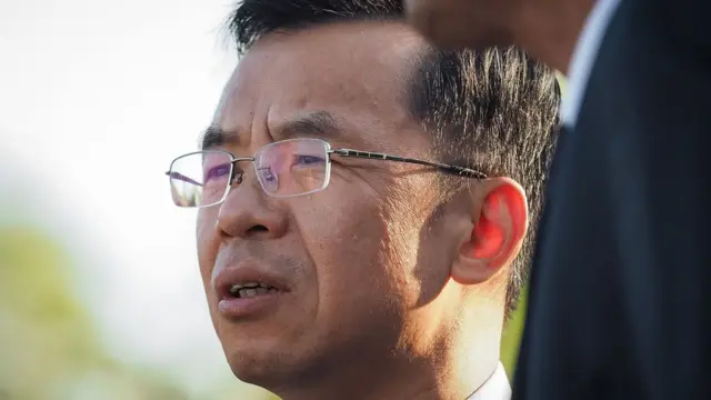 中国驻法国大使卢沙野