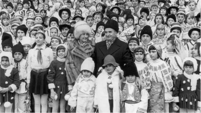 నికొలస్ చాచెస్కూ