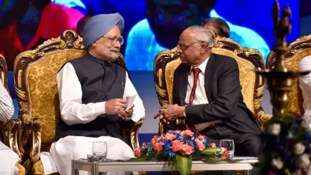 மன்மோகன் சிங்குடன் ரங்கராஜன்