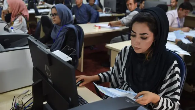 ټاکنې