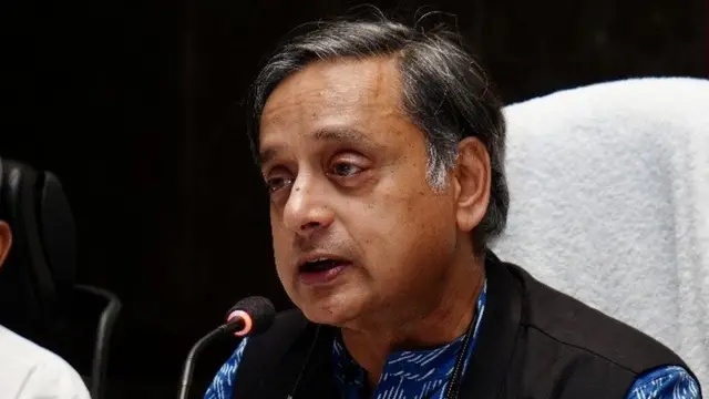 சசி தரூர்