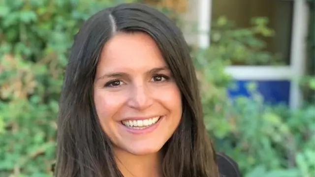 Dr Helena Lewis-Smith