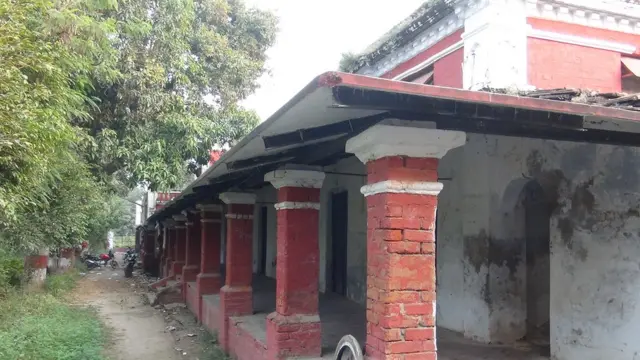 यूनिवर्सिटी का एक हिस्सा