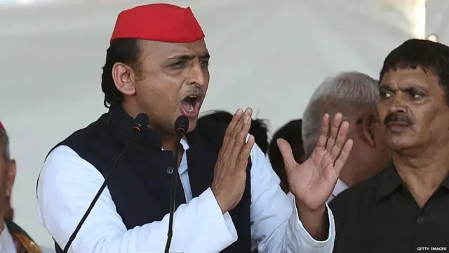 अखिलेश यादव