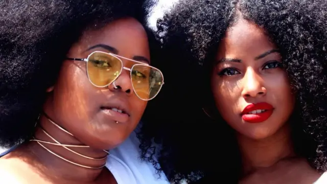 Wanawake wenye nywele ndefu