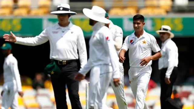 16 سالہ فاسٹ بولر نسیم شاہ نو بال